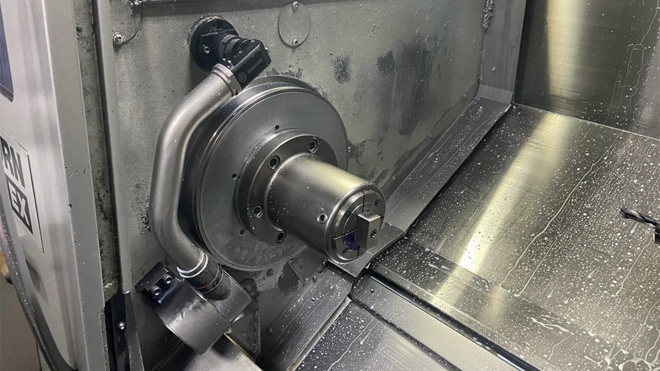 Advantages of Using a Lathe